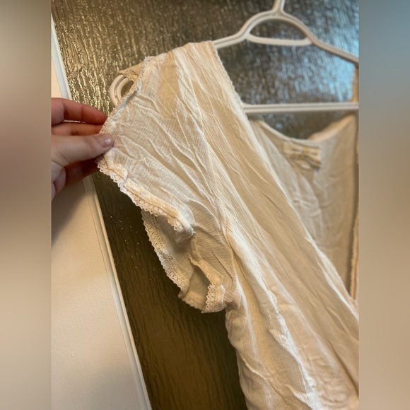 NWOT Beautiful Delicate Urban Outfitters Jumpsuit - Picture 3 of 10